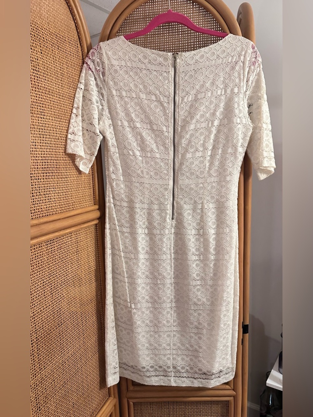 Banana Republic Cream Lace Midi Dress - Picture 2 of 3